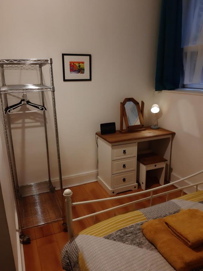 Ground Floor Barmouth Centre Apartment With Garden Bagian luar foto